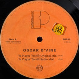 Oscar D'vine - Ya Playin' Yaself